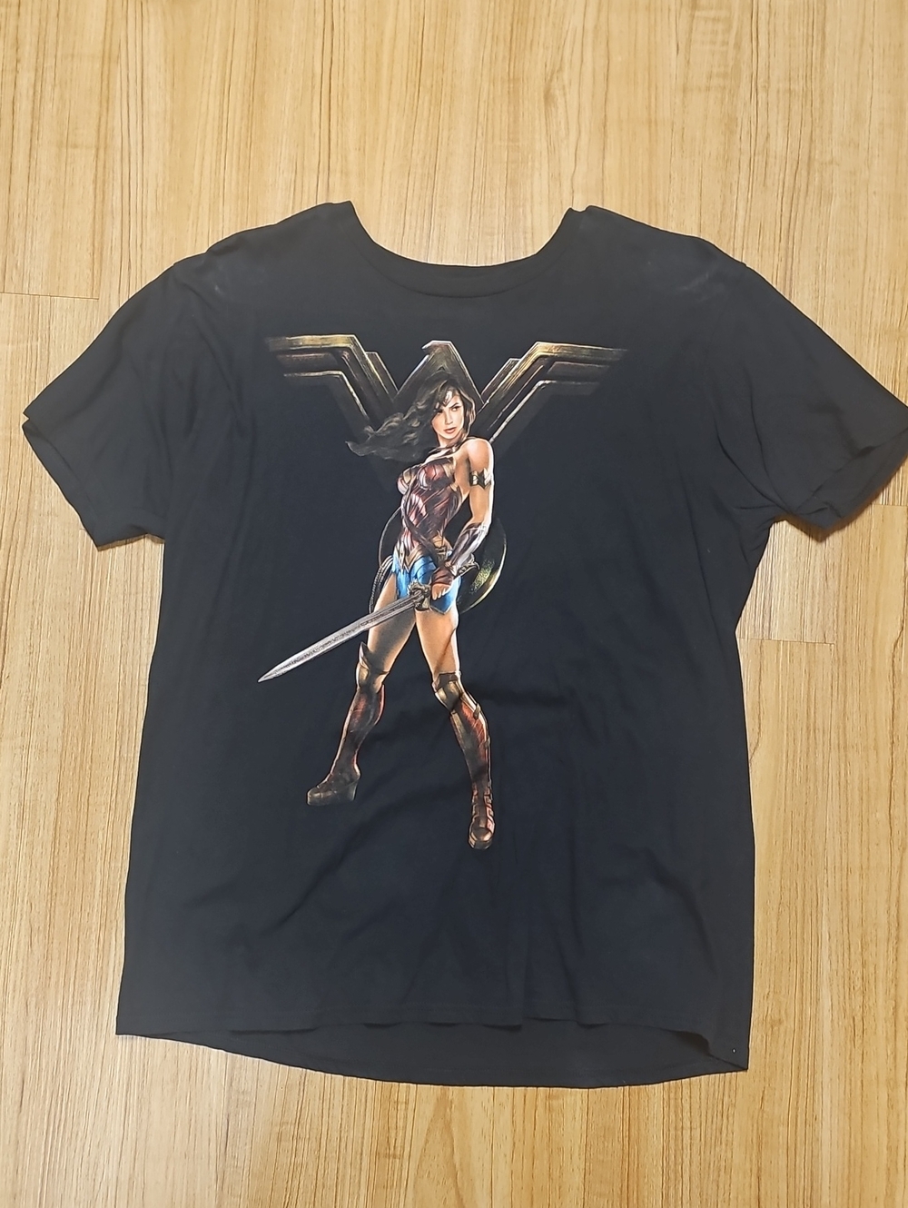 Wonder Woman Graphic Black Women's Tee Size L